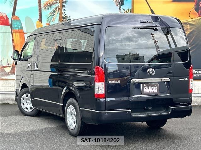 Toyota HIACE VAN 2025 8910486-13