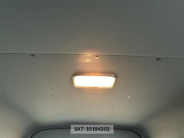 Toyota HIACE VAN 2025 8910486-14