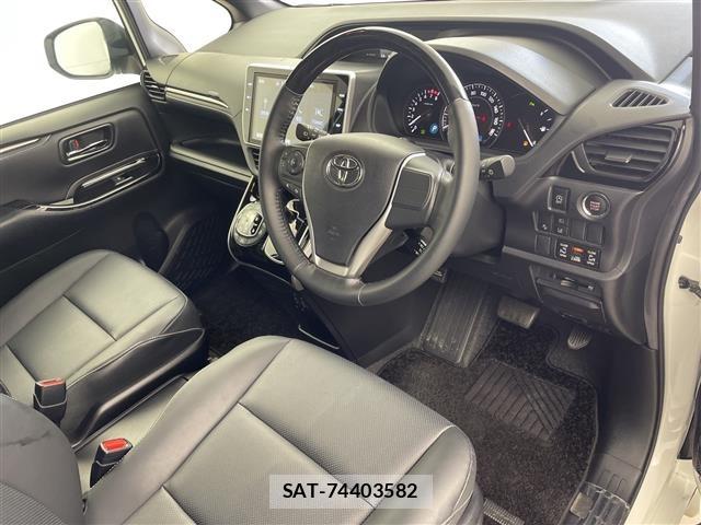 Toyota ESQUIRE 2019 8692613-6