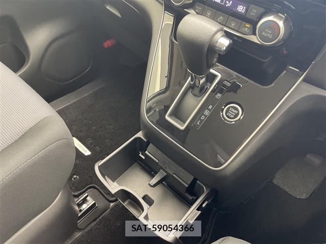 Nissan SERENA 2022 8671185-12