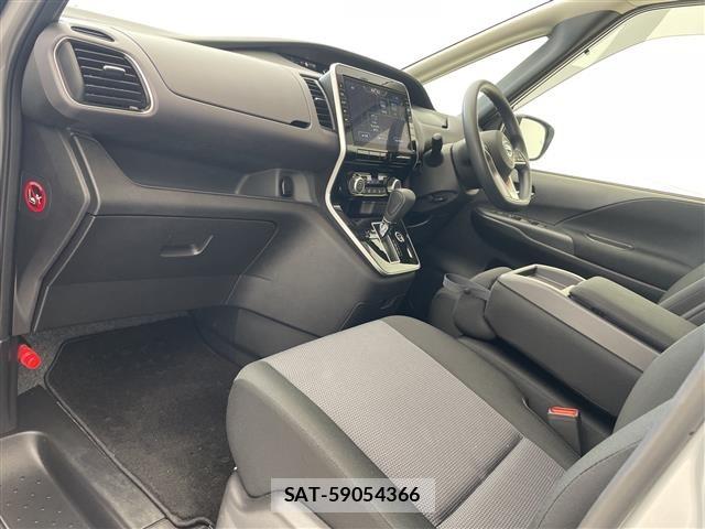 Nissan SERENA 2022 8671185-23