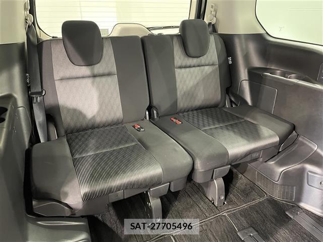 Nissan SERENA 2022 8925496-11