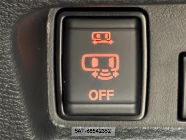 Nissan ROOX 2023 8902198-3
