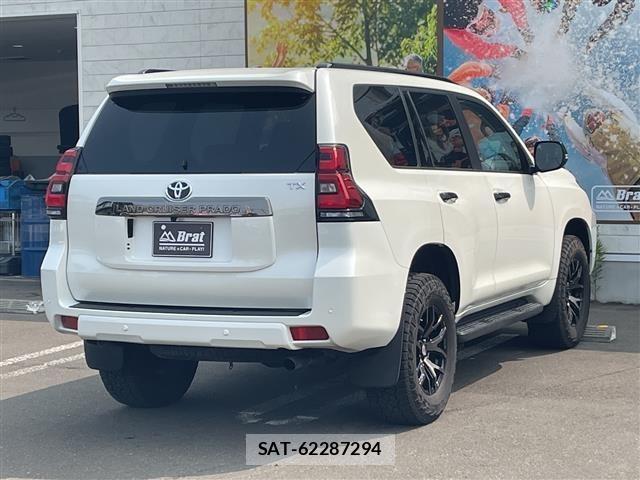 Toyota LAND CRUISER PRADO 2022 8907261-13