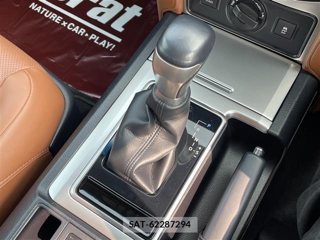 Toyota LAND CRUISER PRADO 2022 8907261-8