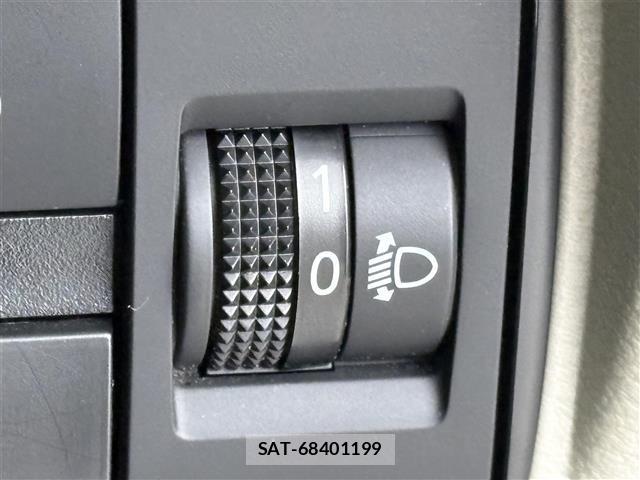 Nissan ROOX 2022 8902199-1