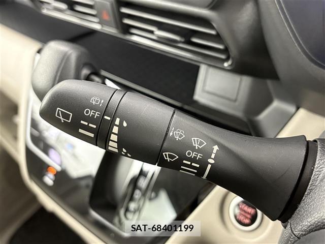 Nissan ROOX 2022 8902199-7