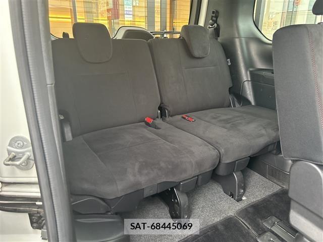 Nissan SERENA 2018 8925555-12