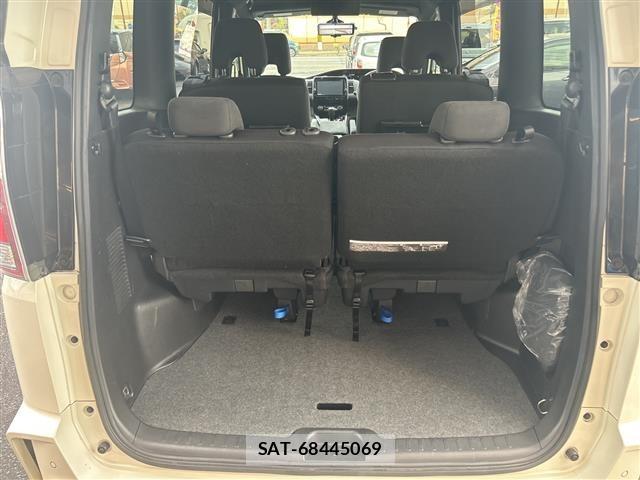 Nissan SERENA 2018 8925555-20