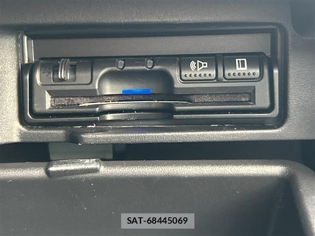 Nissan SERENA 2018 8925555-21
