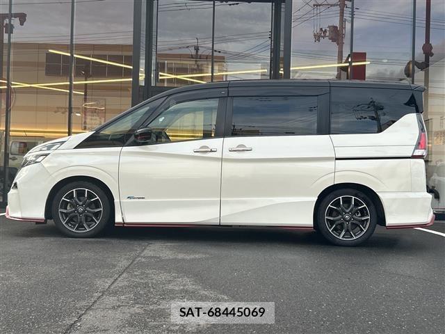 Nissan SERENA 2018 8925555-4