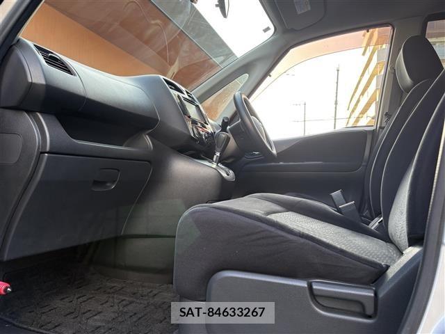 Nissan SERENA 2011 8671195-1