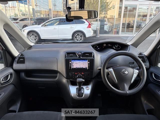 Nissan SERENA 2011 8671195-22