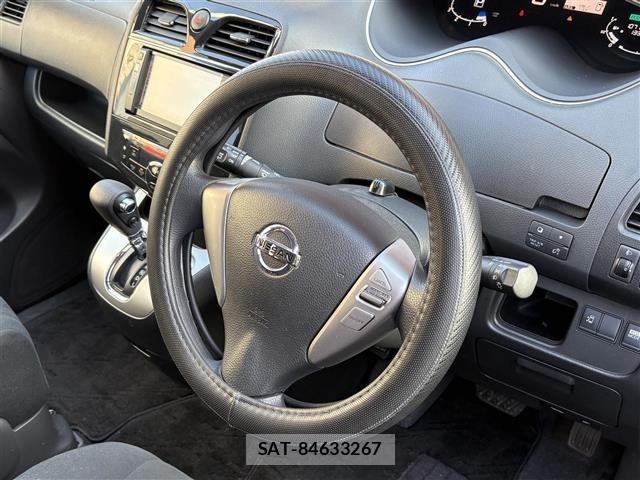 Nissan SERENA 2011 8671195-23
