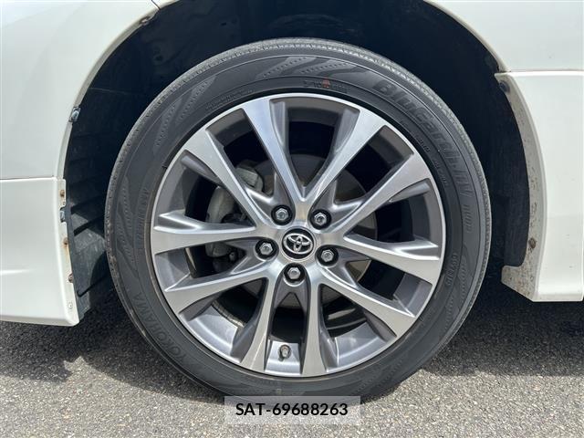Toyota ESTIMA 2018 8909143-5