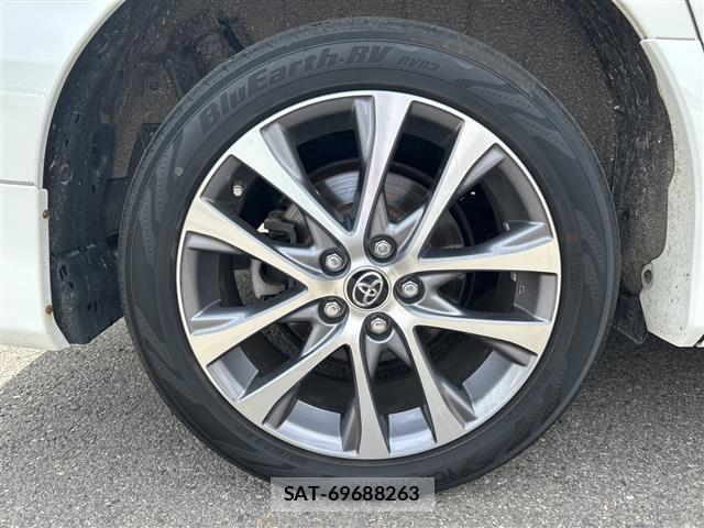 Toyota ESTIMA 2018 8909143-8