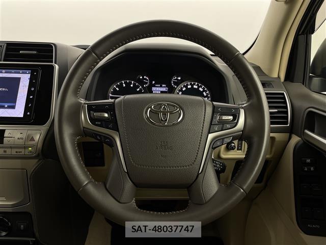 Toyota LAND CRUISER PRADO 2023 8907273-3