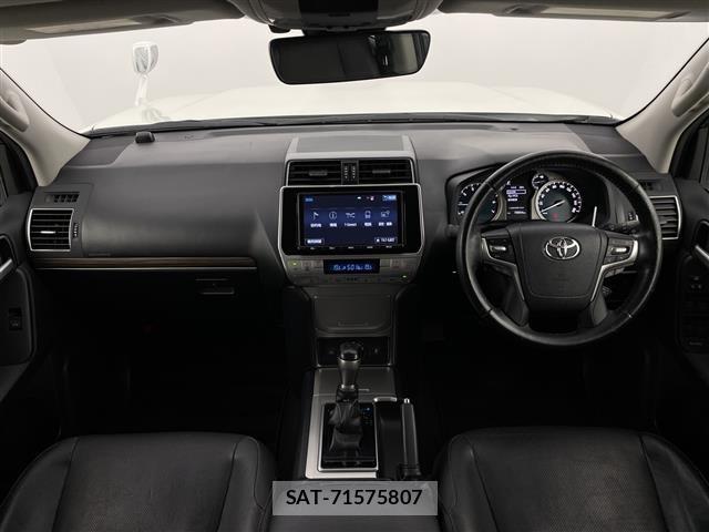 Toyota LAND CRUISER PRADO 2018 8907274-14