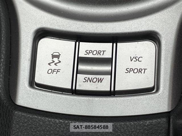 Subaru SUBARU 2012 8935478-12