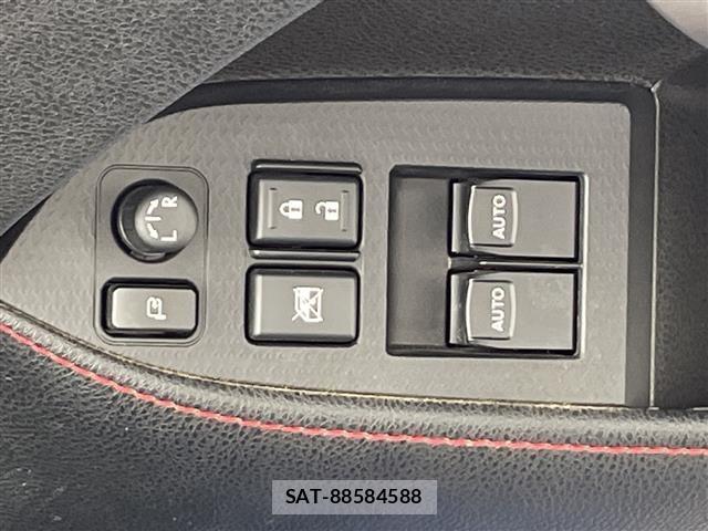 Subaru SUBARU 2012 8935478-4