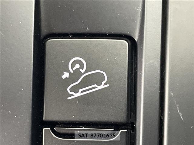 Mazda CX-60 2023 8689341-7