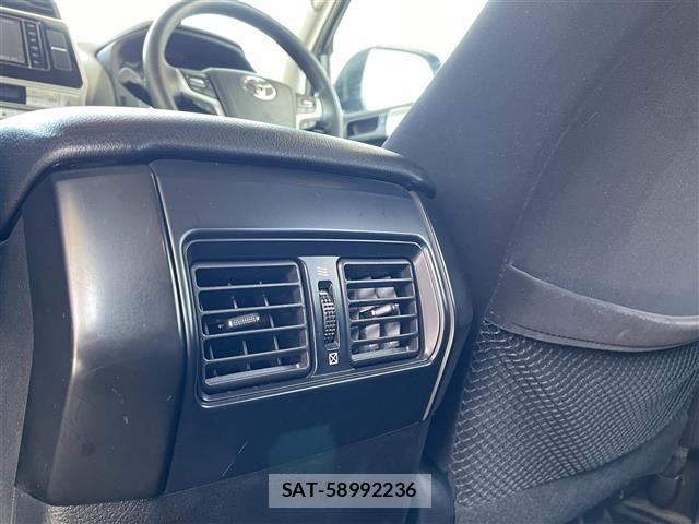 Toyota LAND CRUISER PRADO 2018 8907282-2