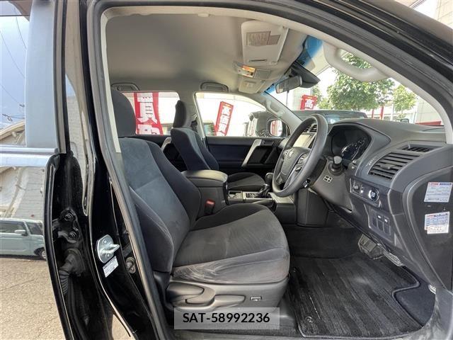 Toyota LAND CRUISER PRADO 2018 8907282-4