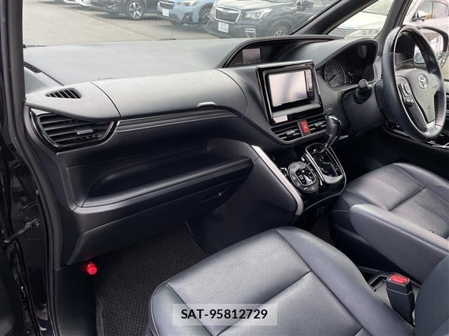 Toyota ESQUIRE 2017 8908747-11