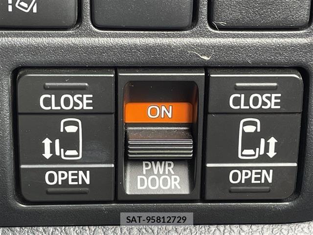 Toyota ESQUIRE 2017 8908747-19