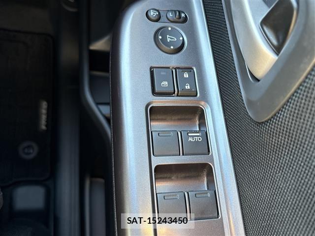 Honda FREED 2024 8684298-20