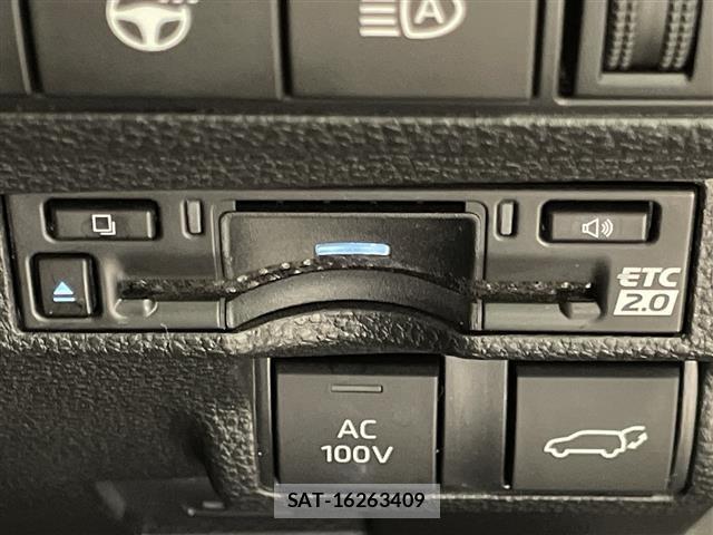 Toyota COROLLA CROSS 2024 8906381-1