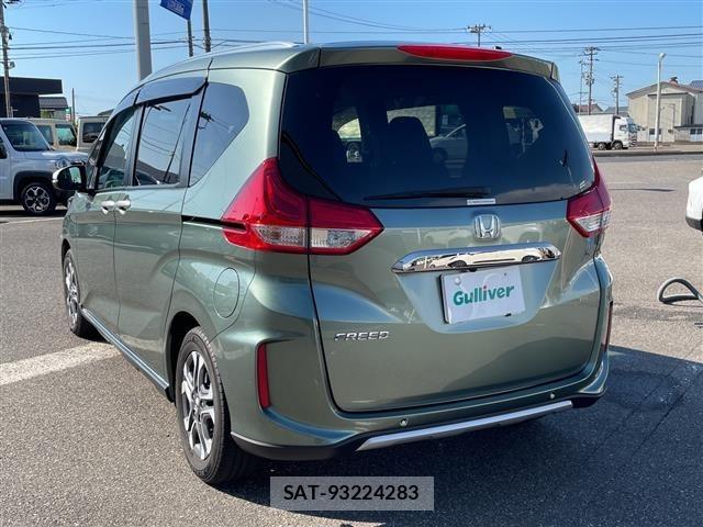 Honda FREED 2023 8684299-13