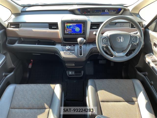 Honda FREED 2023 8684299-14