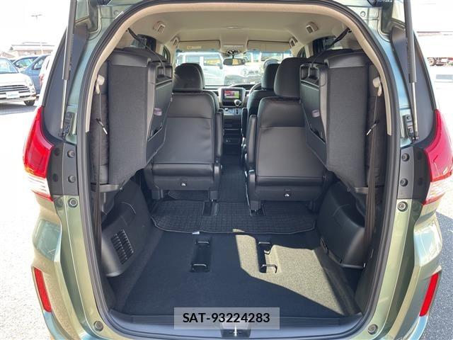Honda FREED 2023 8684299-20