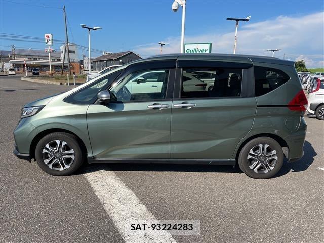 Honda FREED 2023 8684299-4