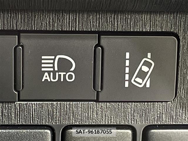 Toyota PRIUS 2018 8938617-16