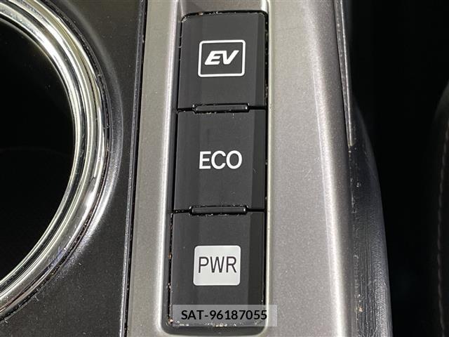Toyota PRIUS 2018 8938617-19