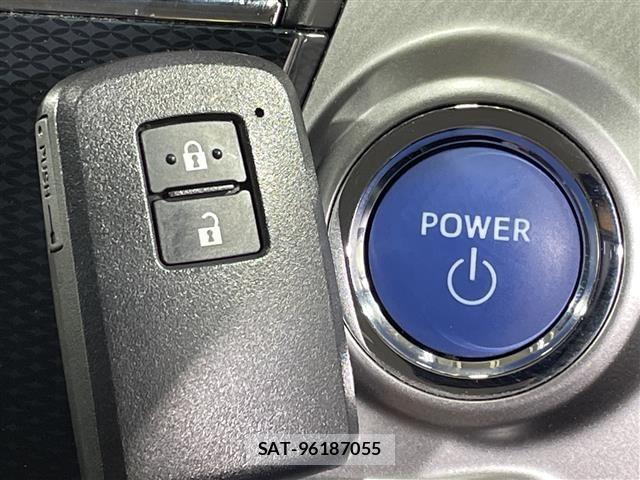 Toyota PRIUS 2018 8938617-6