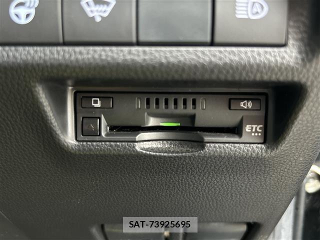Toyota RAV4 2020 8938272-3