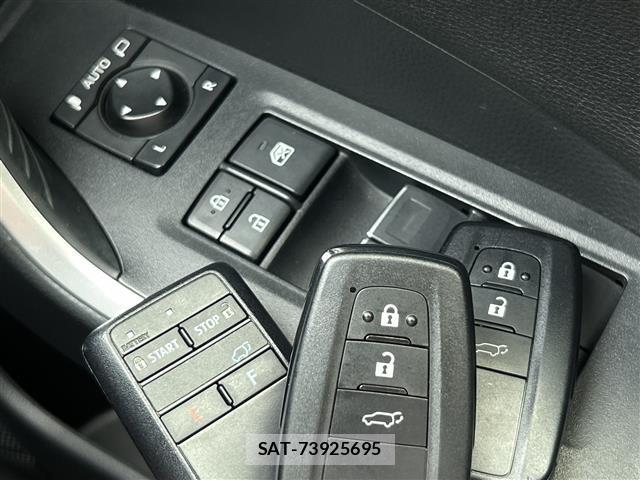 Toyota RAV4 2020 8938272-9