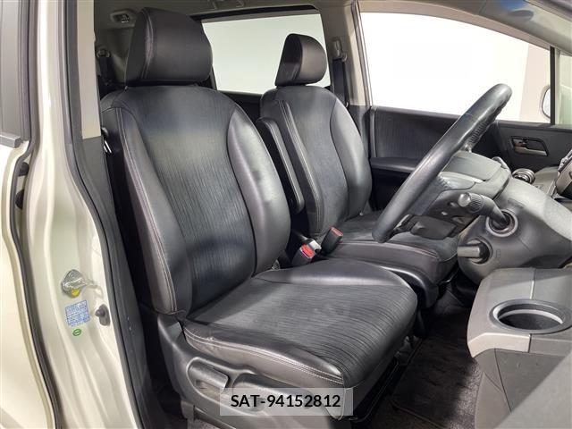 Honda FREED 2011 8684301-6