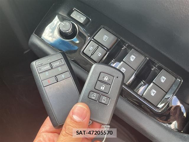 Toyota VELLFIRE 2017 8904888-12