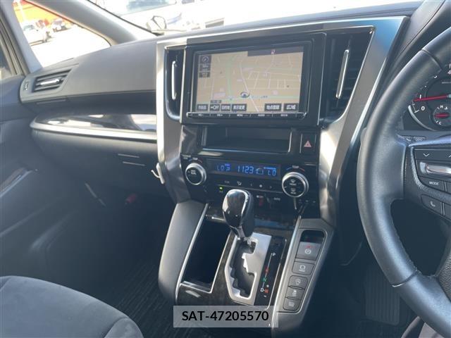 Toyota VELLFIRE 2017 8904888-17