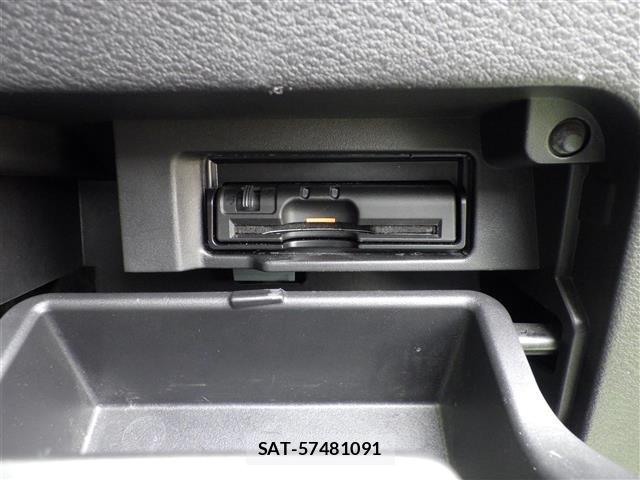 Nissan SERENA 2018 8925601-10