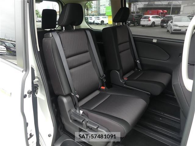 Nissan SERENA 2018 8925601-2