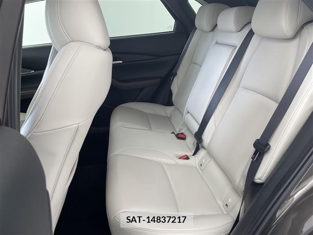 Mazda CX-30 2019 8748176-9