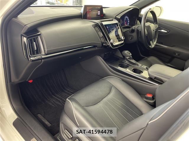 Toyota CROWN 2018 8937561-8