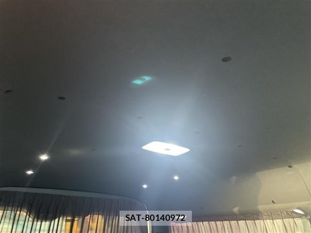 Toyota HIACE VAN 2022 8910497-15
