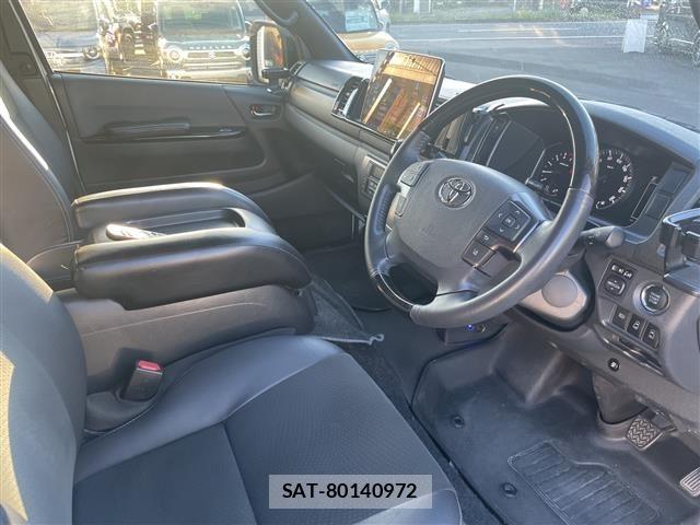 Toyota HIACE VAN 2022 8910497-21
