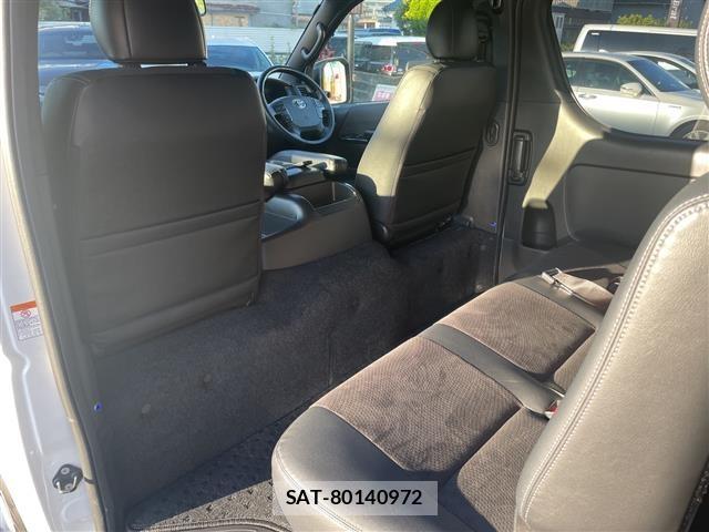 Toyota HIACE VAN 2022 8910497-3
